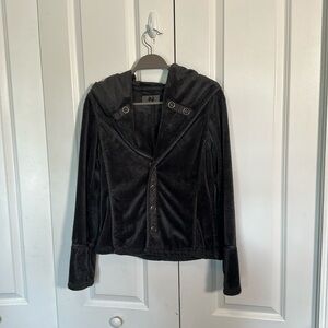 Nile dark gray velvet hooded athletic cardigan w/snap closure & front pockets, M